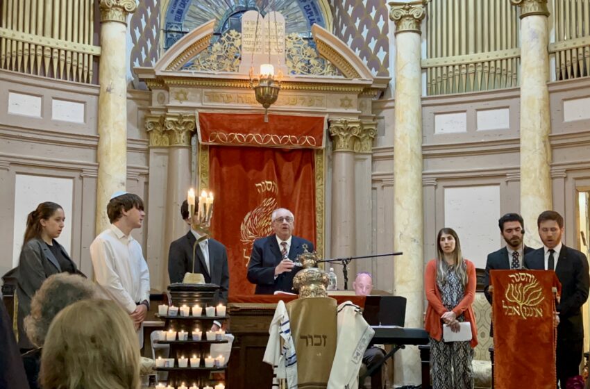  Temple Beth-El Remembers the Holocaust