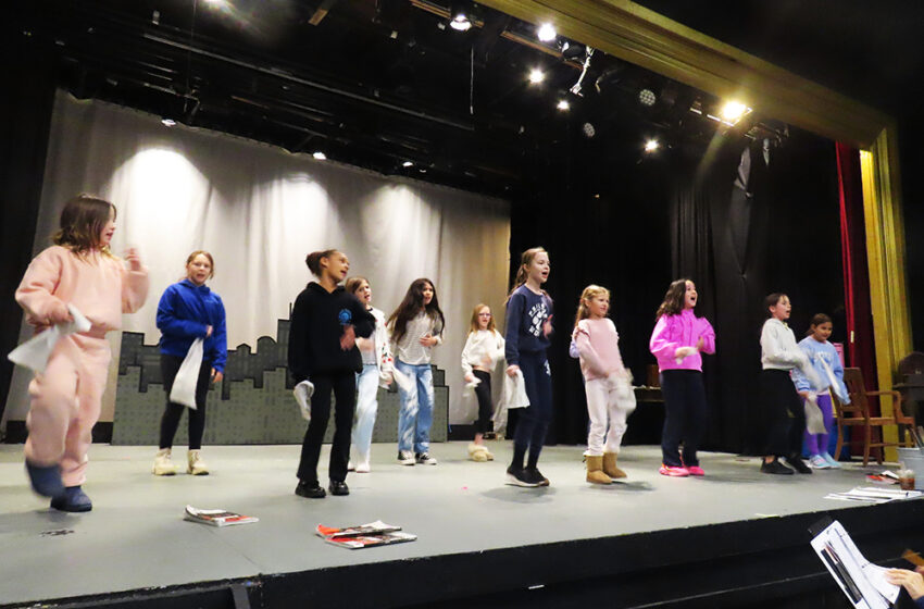  ‘Annie Jr.’ Shines At RTC