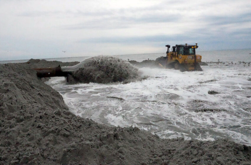  USACE Uses Dredged Sand to Replenish Beaches