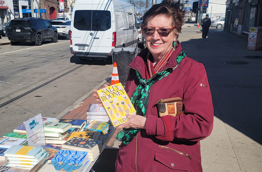  Ariola, Irish Arts Center Distribute Books  for St. Patrick’s Day